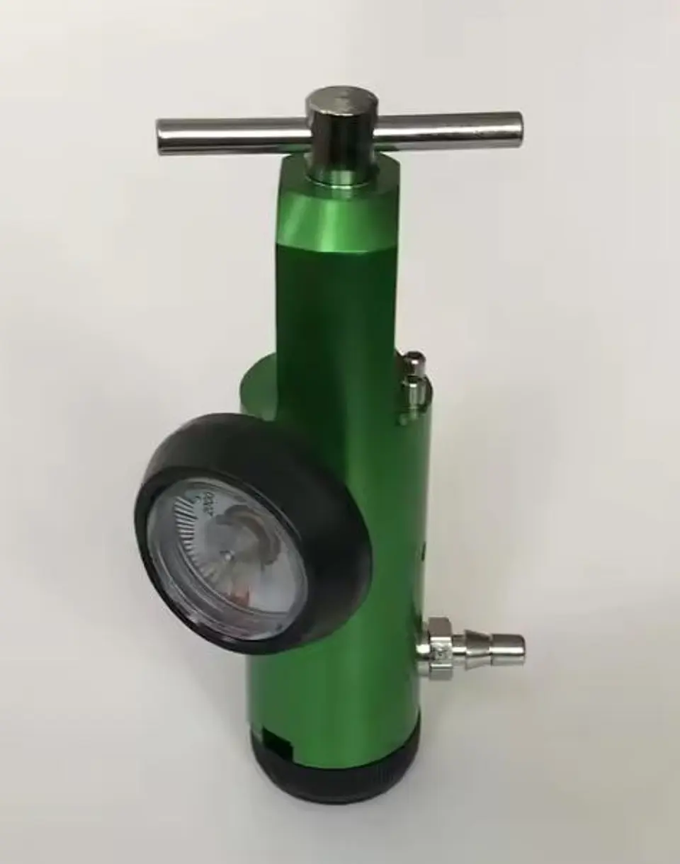 Regulador/Manómetro de Oxígeno CGA 870 2