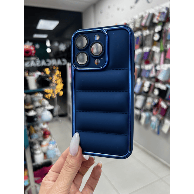 Carcasa Puffer color azul iPhone 14 Pro