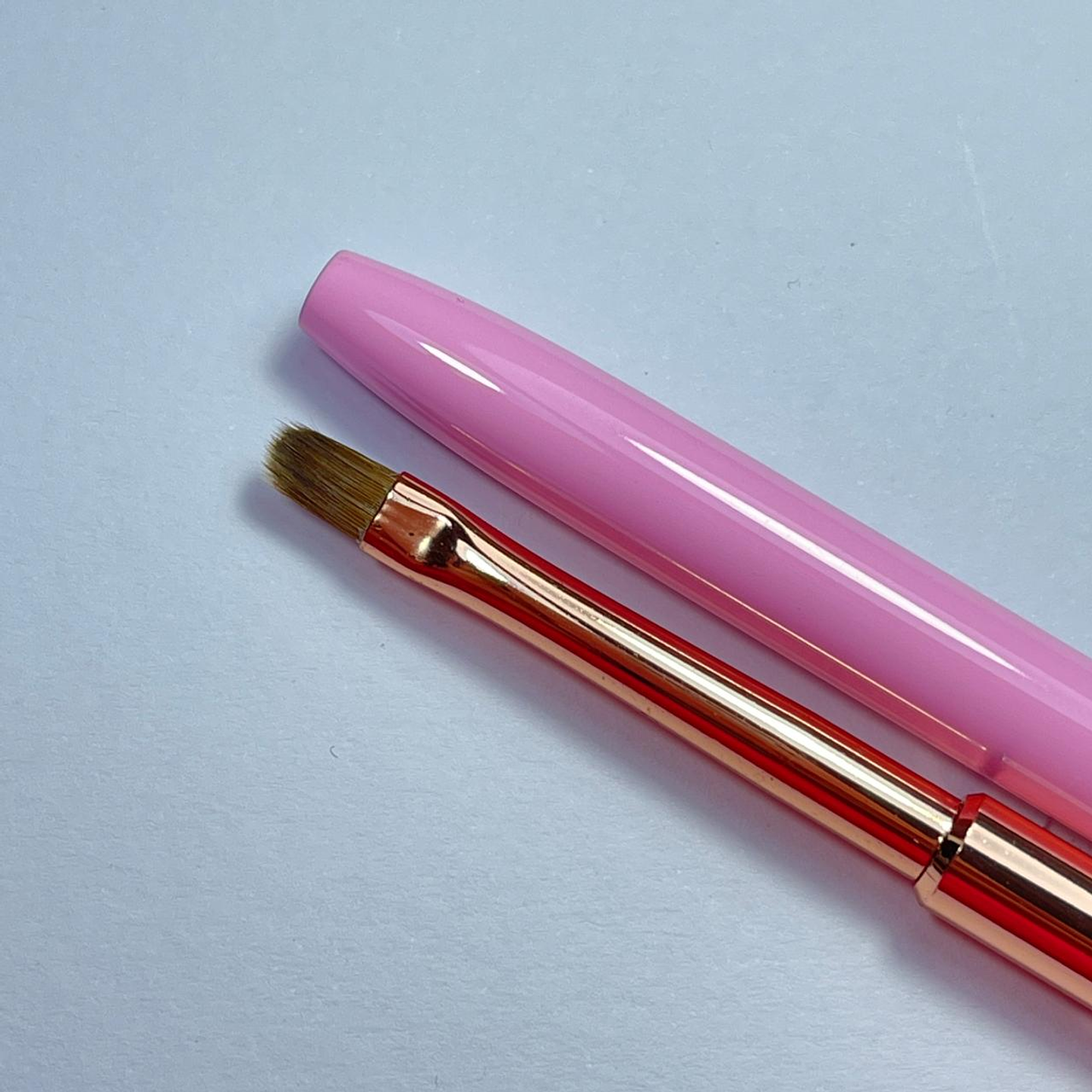 PINCEL OVAL BELUCCI NAILS 1