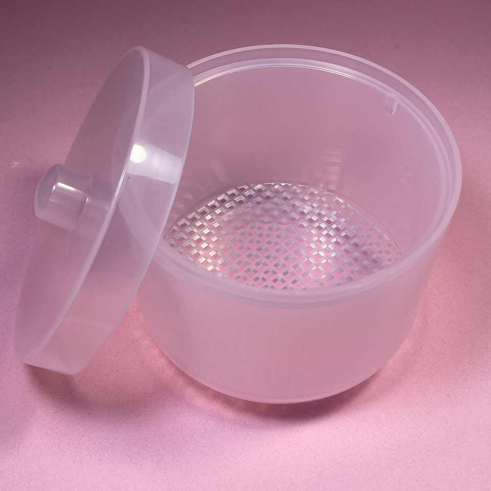 CAJA PARA LIMPIAR FRESAS 2