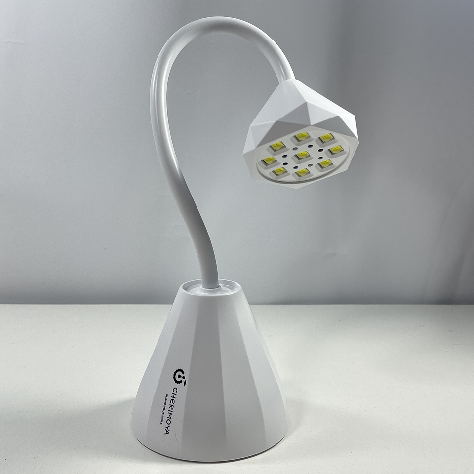 LAMPARA DIAMANTE 18W 1