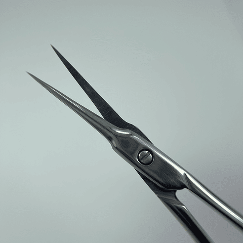 TIJERA CORTA CUTICULAS