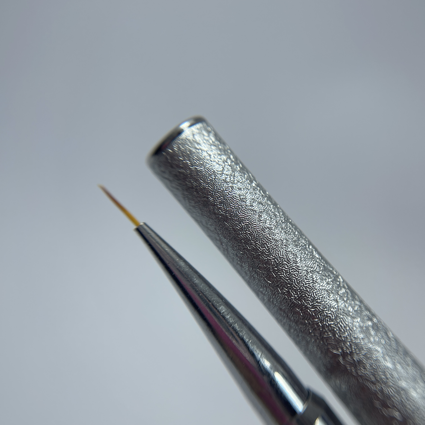 Pincel fino 07 mm  1