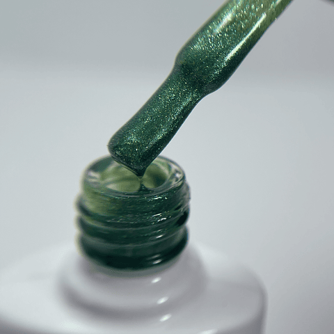 ESMALTE PERMANENTE OJO DE GATO - FANTASY ISLAND 03 BORN PRETTY