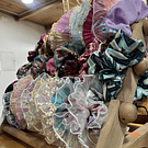 Mini rumbas scrunchies  variedad de diseños y colores