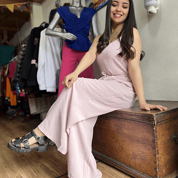 Enterito tirantes palo rosa con cinturon