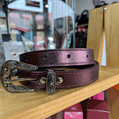 Cinturon cuero morado metalizado 2,5 cms ancho