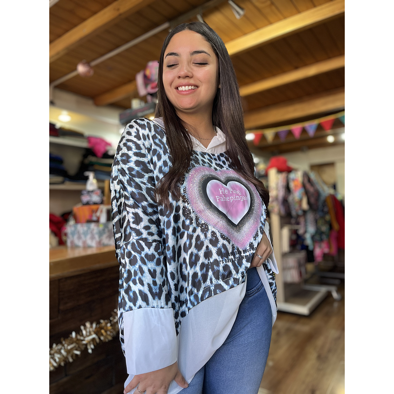 Blusa doble animal print corazon con strass brillo