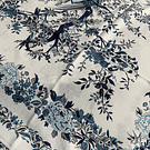 Pañuelo seda 130*130cms blanco floral azul