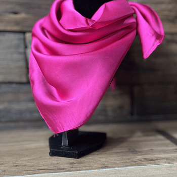 Pañuelo seda 70*70 cms fucsia