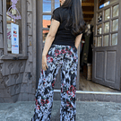 Pantalon kisu encaje floral negro con forro