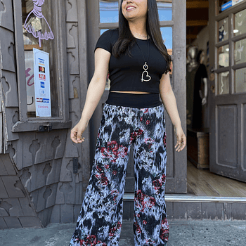 Pantalon kisu encaje floral negro con forro