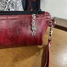 Estuche cartera ecocuero con asa desmontable