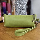 Estuche cartera ecocuero con asa desmontable