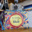 Estuche XL Que todo fluya y que nada influya sublimado variedad de colores