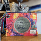 Estuche XL Que todo fluya y que nada influya sublimado variedad de colores