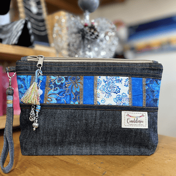 Estuche XL mosaico mezclilla y algodon con asa desmontable