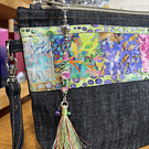 Estuche XL mosaico mezclilla y algodon con asa desmontable