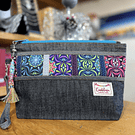 Estuche XL mosaico mezclilla y algodon con asa desmontable