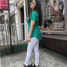 Polera Karla verde esmeralda modal algodon manga corta vuelo