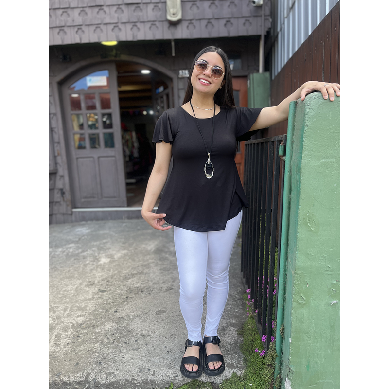 Polera Karla negro modal algodon manga corta vuelo