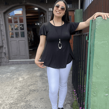 Polera Karla negro modal algodon manga corta vuelo