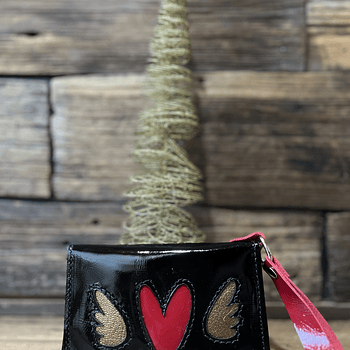 Billetera mini cuero corazon alado negro rojo 2 cuerpos