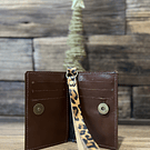 Billetera mini cuero corazon alado marron leopardo 2 cuerpos