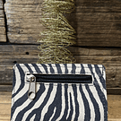 Billetera mini cuero corazon alado cebra rojo 2 cuerpos