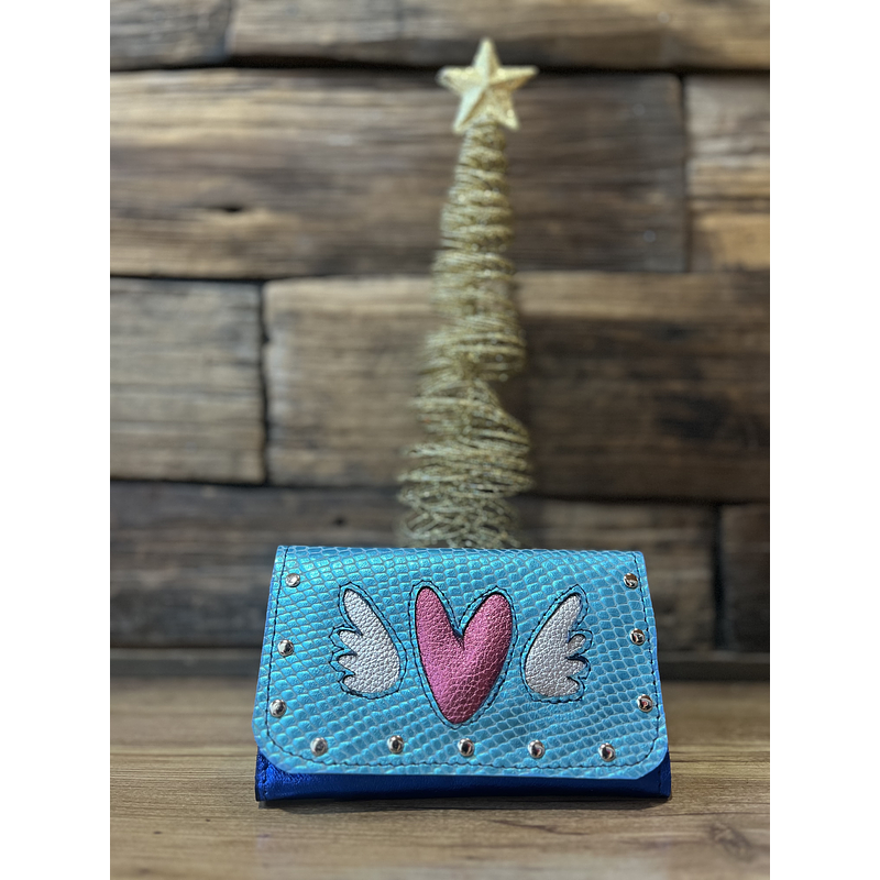 Billetera cuero corazon alado azul rey fucsia 3 cuerpos