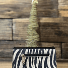 Billetera cuero corazon alado negro rojo cebra  3 cuerpos