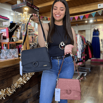 Cartera Lilas camel asas desmontables 