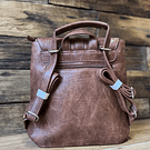 Mochila Lilas marron con tapa y cierre 