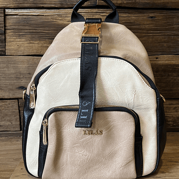 Mochila Lilas beige negro con broche dorado