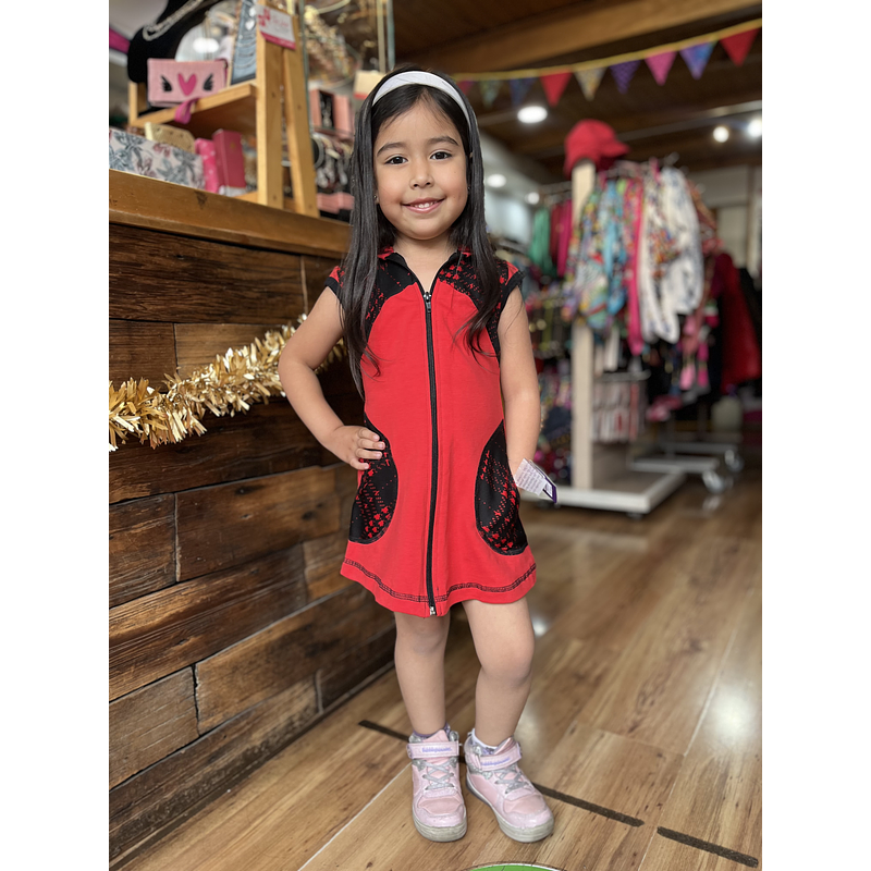 Vestido kisu niña cierre capucha rojo negro roma