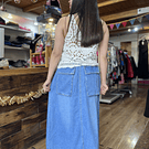 Maxi falda mezclilla denim celeste con bolsillos