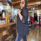 Blusa lino encaje negro manga globo