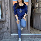 Polera Maria velvet azul marino con pretina y mangas 3/4