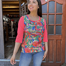 Polera Maria rosado chicle con pretina y mangas 3/4