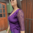 Polera Gloria morado velvet y encaje manga 3/4