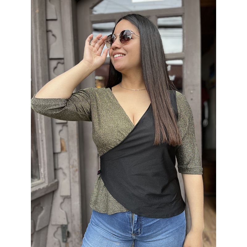 Polera Gloria negro golden manga 3/4