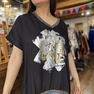 Polera life negro foil dorado