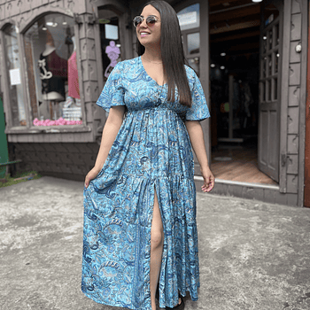Maxivestido india seda azul y celeste escote V manga corta 