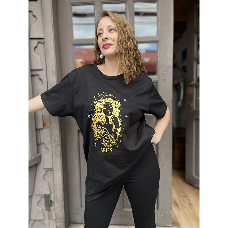 Polera Astrea zodiaco Aries manga corta 