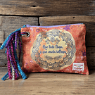 Estuche XL Que todo fluya y que nada influya sublimado variedad de colores