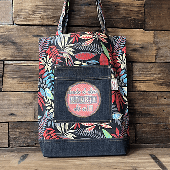 Tote Bag Donde el alma sonria ahi es hojas rojas