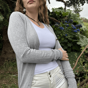 Cardigan spandex gris con botones dorados