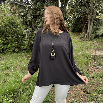 Blusa gasa negro botones espalda manga roll up