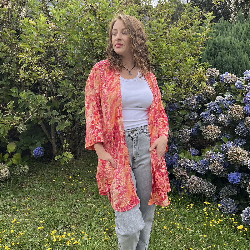 Kimono India seda con lazo y bolsillos naranjo rojo