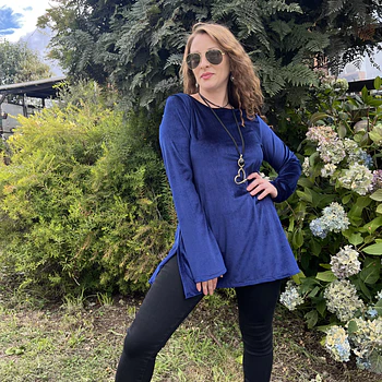 Polera larga velvet azul marino